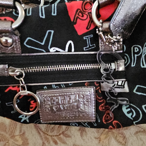 Coach Handbags - Coach poppy bag